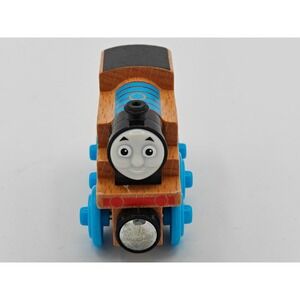 Thomas & Friends Wood Railway Thomas Magnetic Wooden Toy Train Engine FHM16